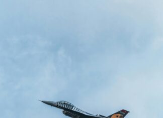 General Dynamics F-16: Warum Ist Dieses Kampfflugzeug So Beeindruckend?